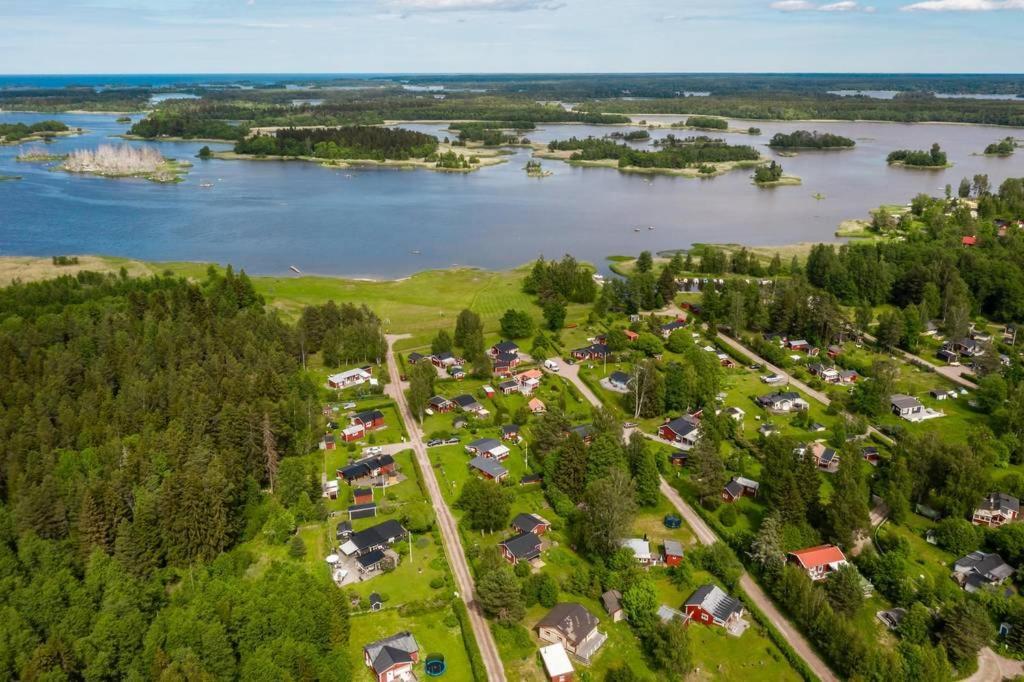 Karlholm Snatra Stugomrade Villa Karlholmsbruk Bagian luar foto